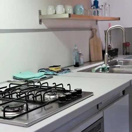 Living .... Mit Grossem Garten . Apartamento