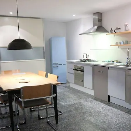 Living .... Mit Grossem Garten . Apartament *