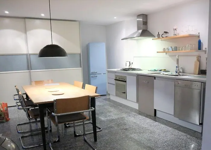 Living .... Mit Grossem Garten . Appartamento *