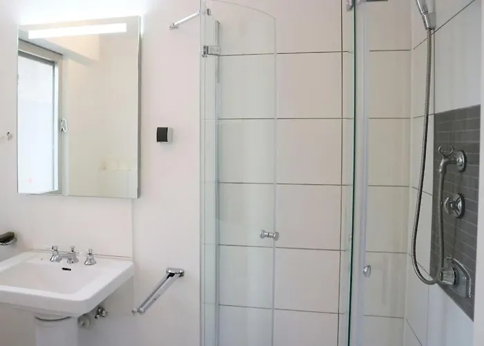 Living .... Mit Grossem Garten . Appartamento *